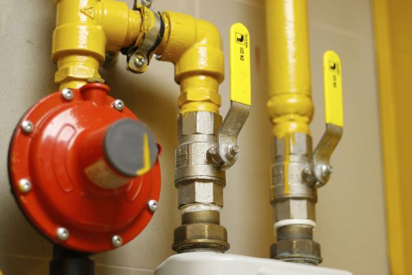 Commercial Gas Piping in Woodland Hills
